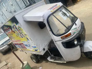 Bajaj RE 2022 White
