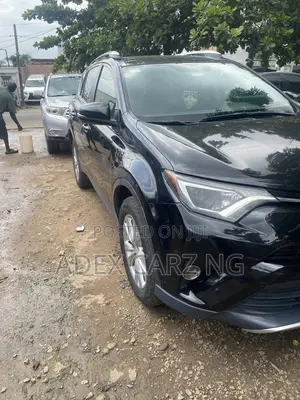 Toyota RAV4 Limited 4dr SUV (2.5L 4cyl 6A) 2014 Black