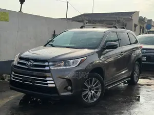 Toyota Highlander 2016 Gray