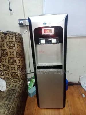 Working Perfectly Used Water Dispenser.