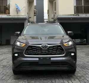 Toyota Highlander Limited AWD 2023 Gray
