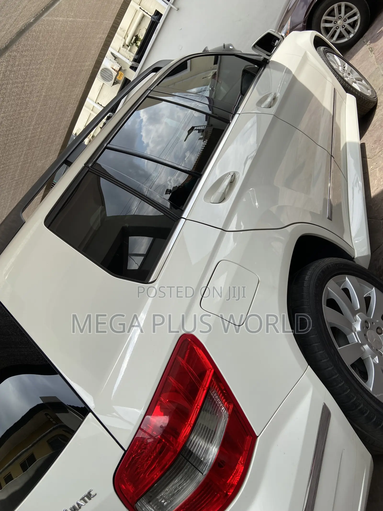 Mercedes-Benz GLK-Class 2010 White