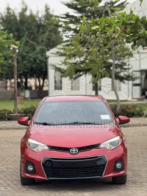 Toyota Corolla 2014 Red