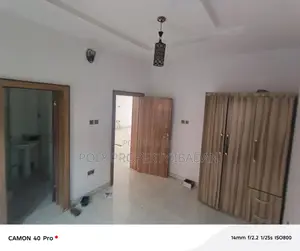 4bdrm Duplex in Jericho for rent