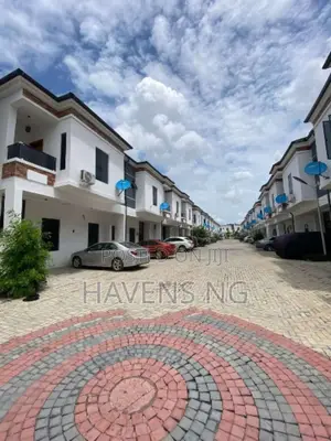 4bdrm Duplex in Ikota for sale