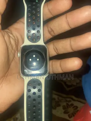 Apple Watch Series 8