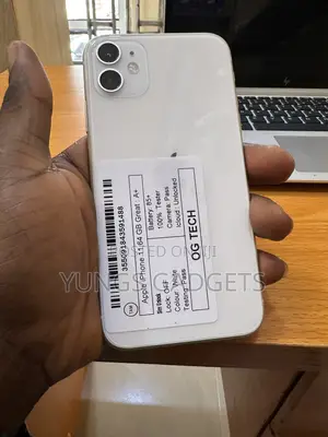 Apple iPhone 11 64 GB White