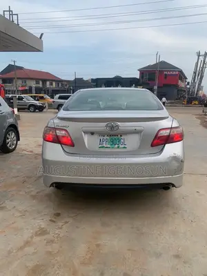 Toyota Camry 2008 Silver