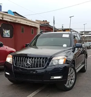 Mercedes-Benz GLK-Class 2010 Blue