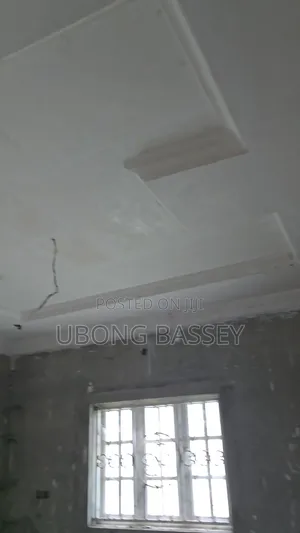 5 Bedrooms Duplex for Sale