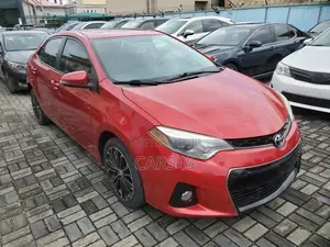 Toyota Corolla 2014 Red