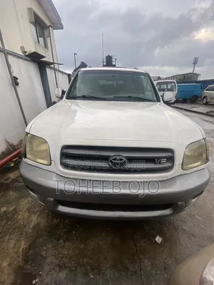 Toyota Sequoia 2002 White