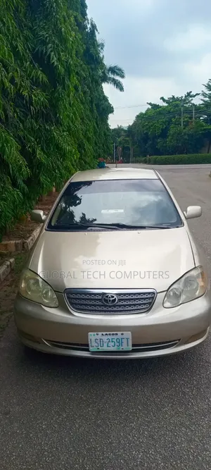 Toyota Corolla 2006 Gold