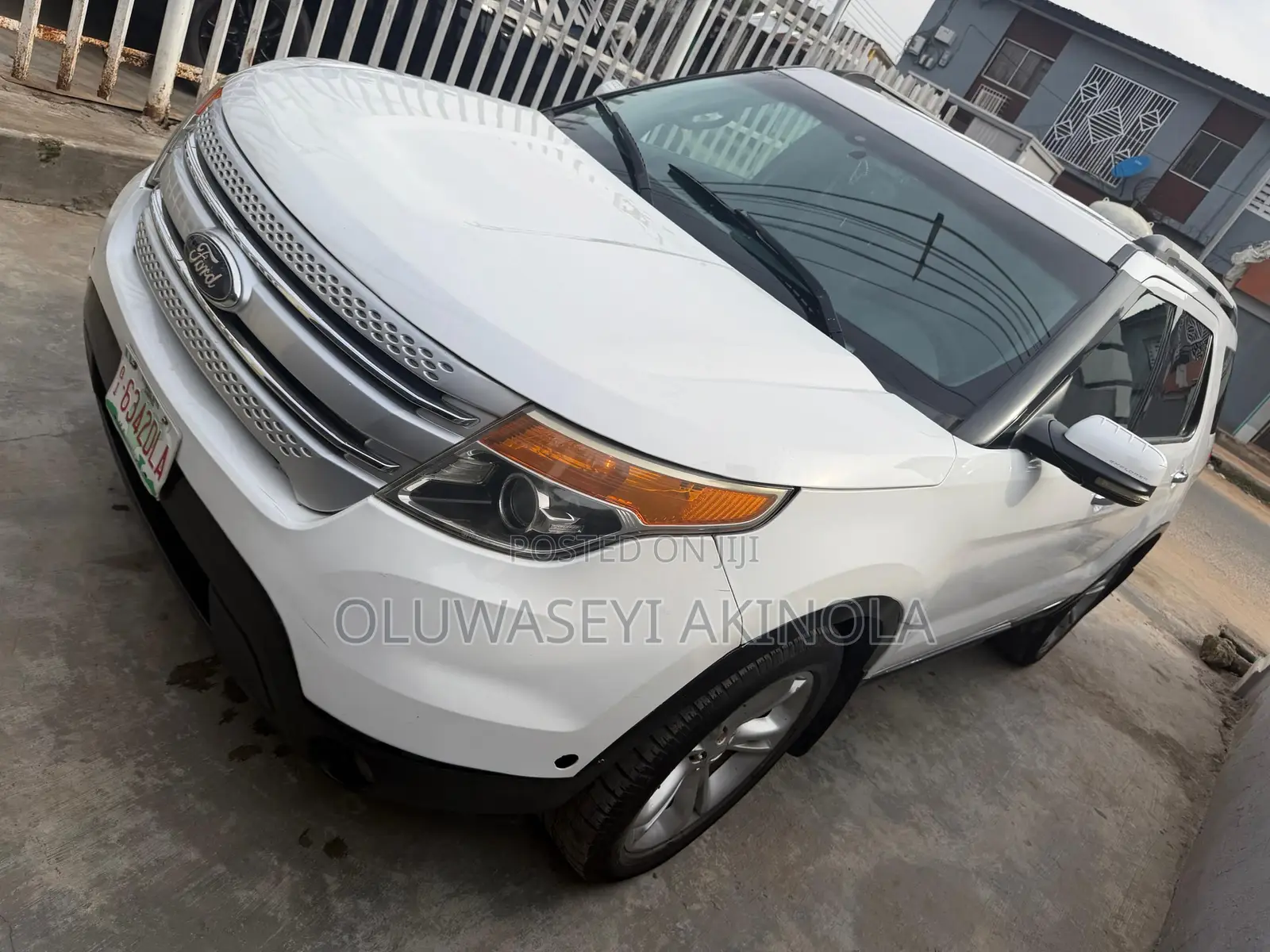Ford Explorer 2011 White