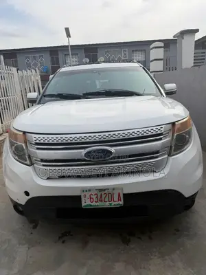 Ford Explorer 2011 White