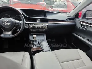 Lexus ES 2016 Gold