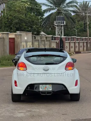Hyundai Veloster 2013 White
