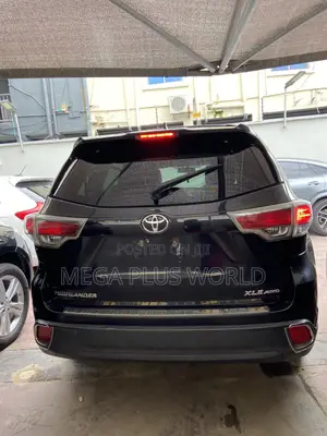 Toyota Highlander 2016 Black