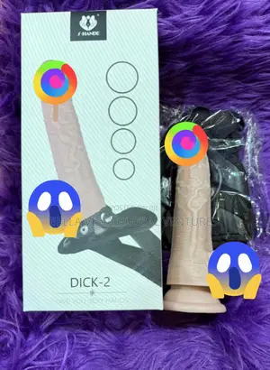 Premium Adjustable Strap-on Dildo – Soft Silicone, Comfortable Fit