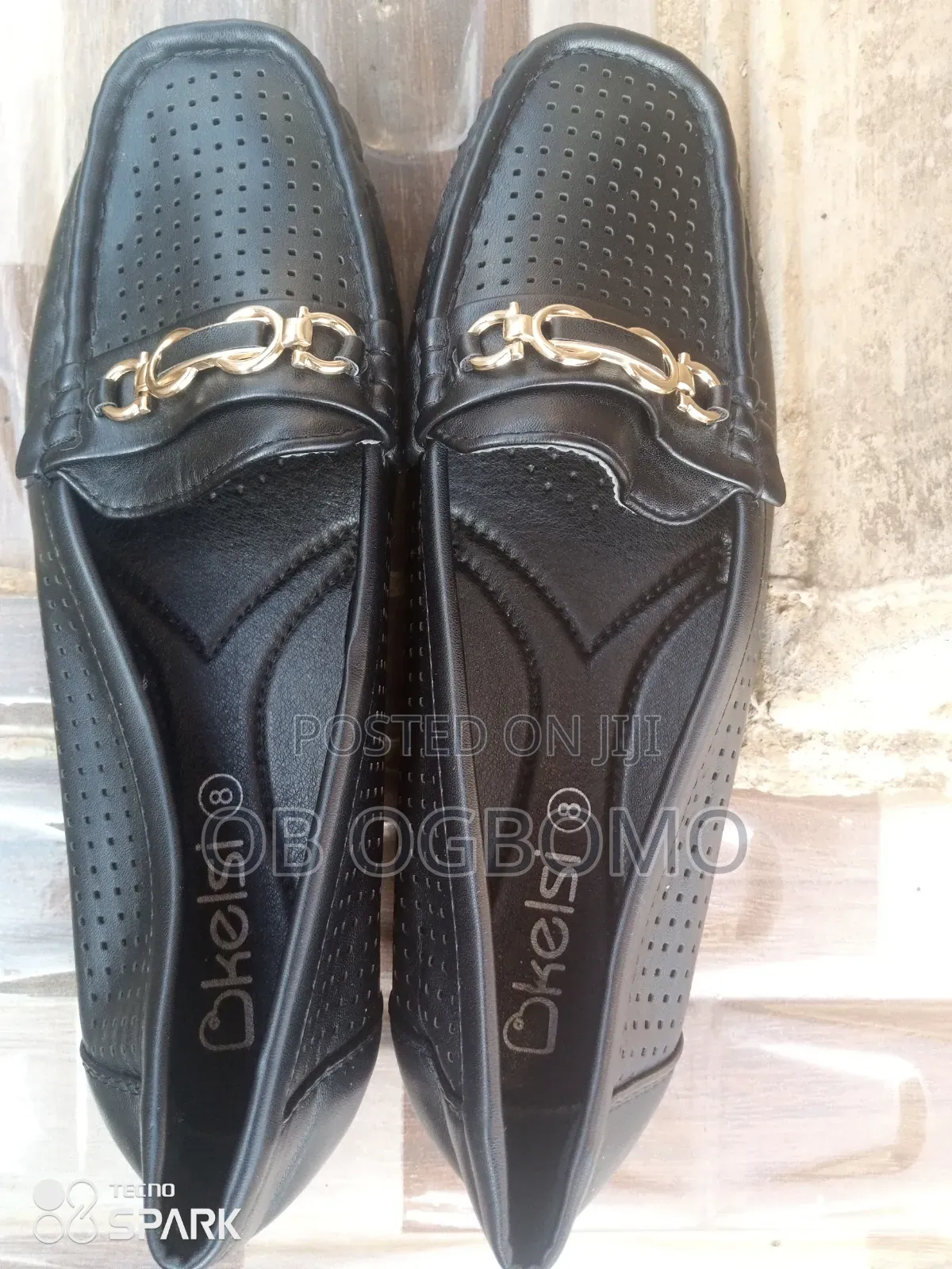 Female Shoe