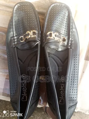 Female Shoe