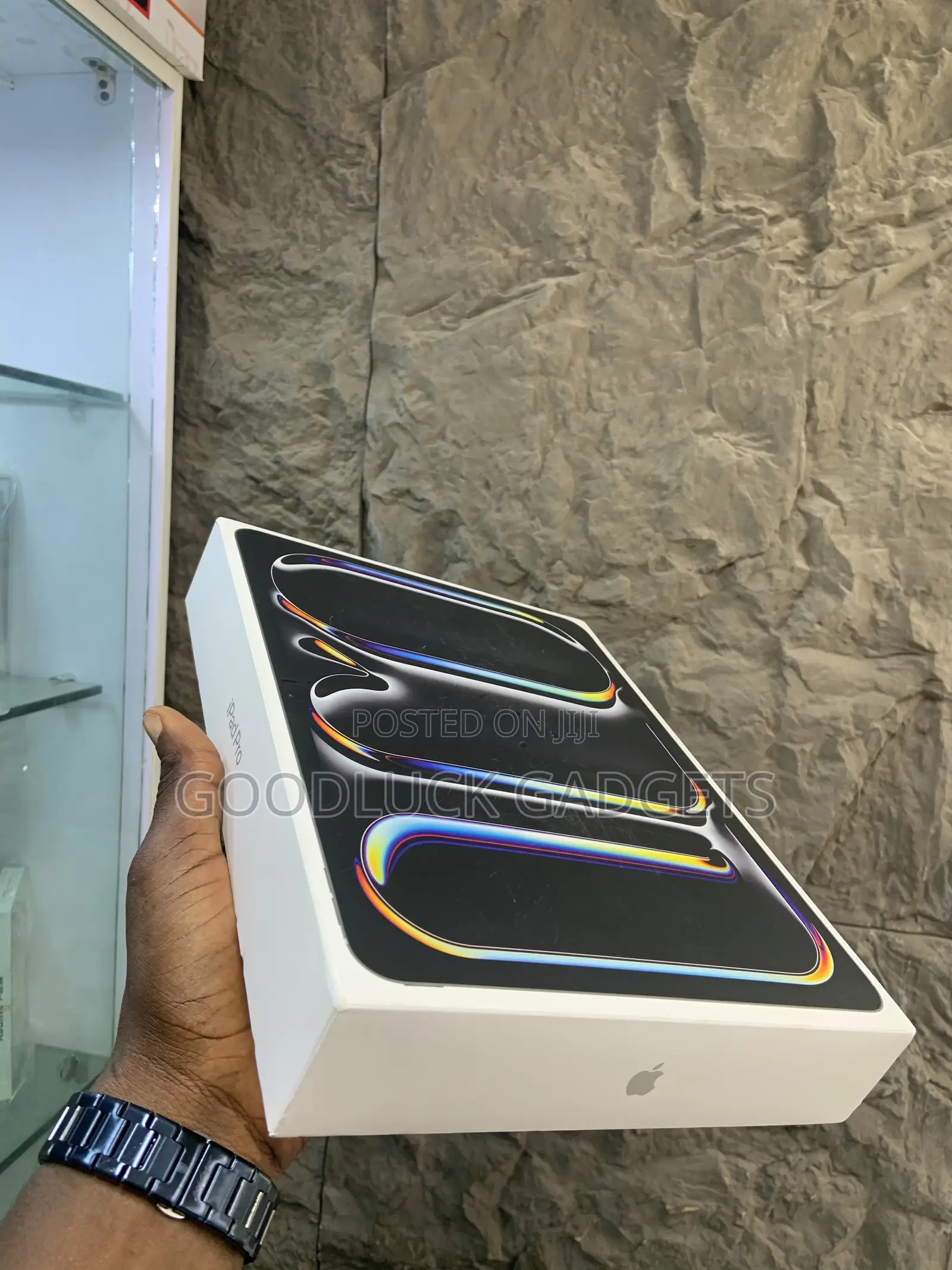 New Apple iPad (2025) 256 GB Gray