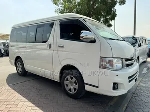 Toyota HiAce 2012 White