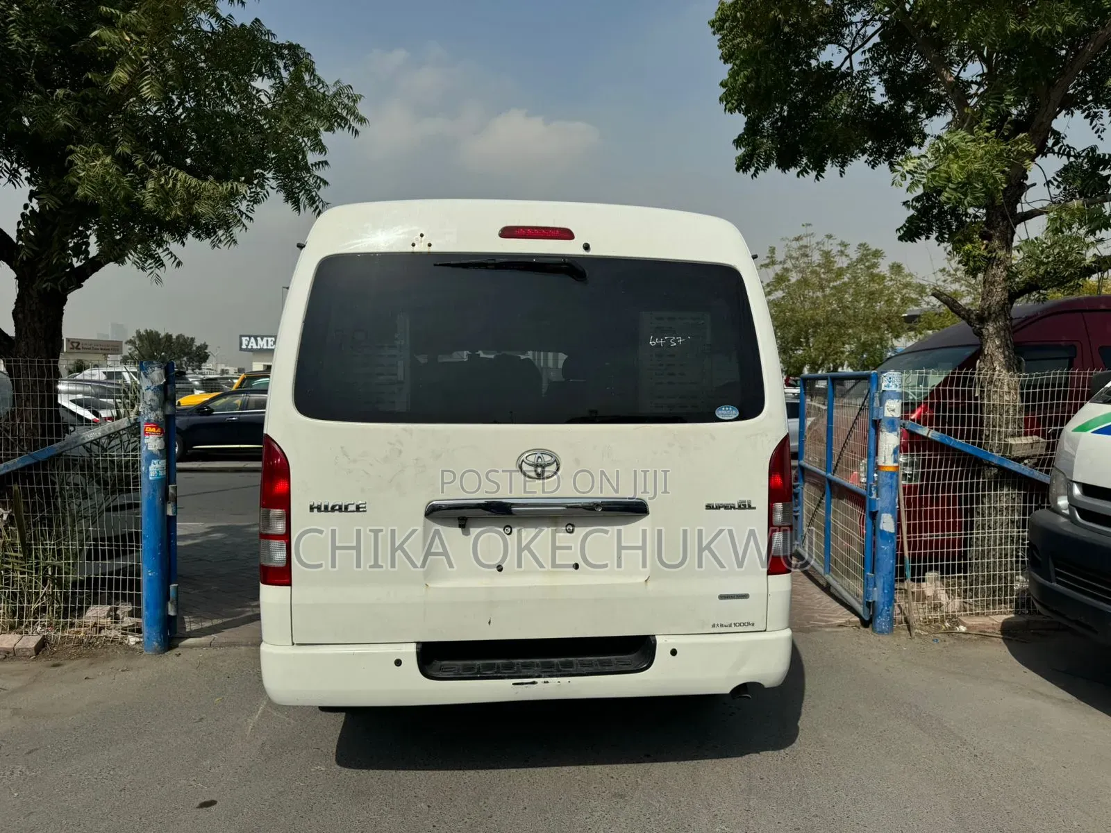 Toyota HiAce 2012 White