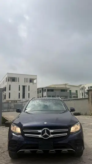 Mercedes-Benz GLC-Class 2016 Blue