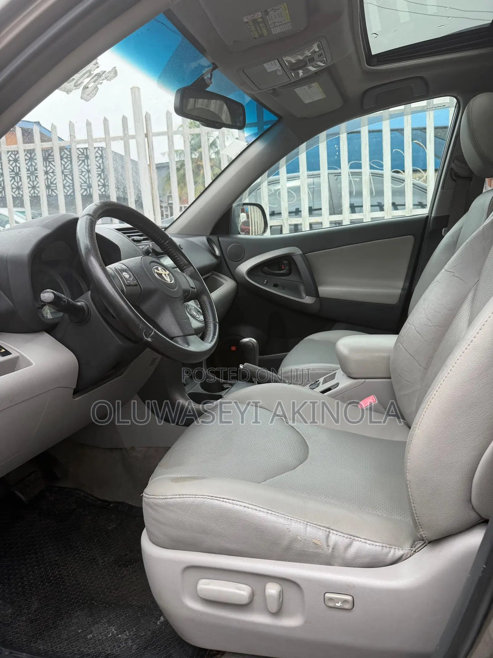 Toyota RAV4 2012 Gray