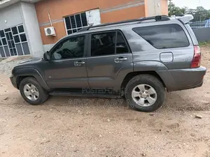Toyota 4-Runner Limited V6 2005 Gray