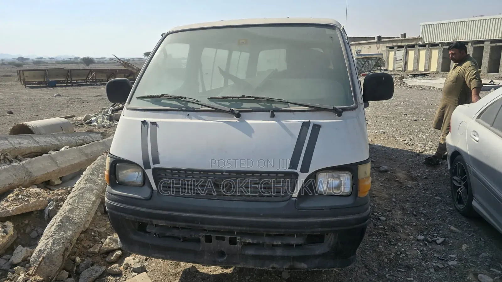 Toyota HiAce 2004 White