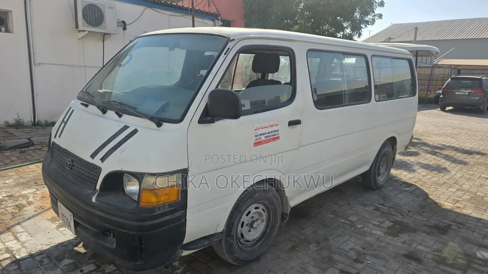 Toyota HiAce 2004 White
