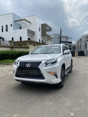 Lexus GX 2024 White
