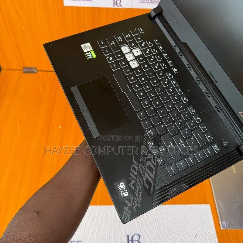 Laptop Asus ROG Zephyrus G16 32GB Intel Core i7 SSD 1T