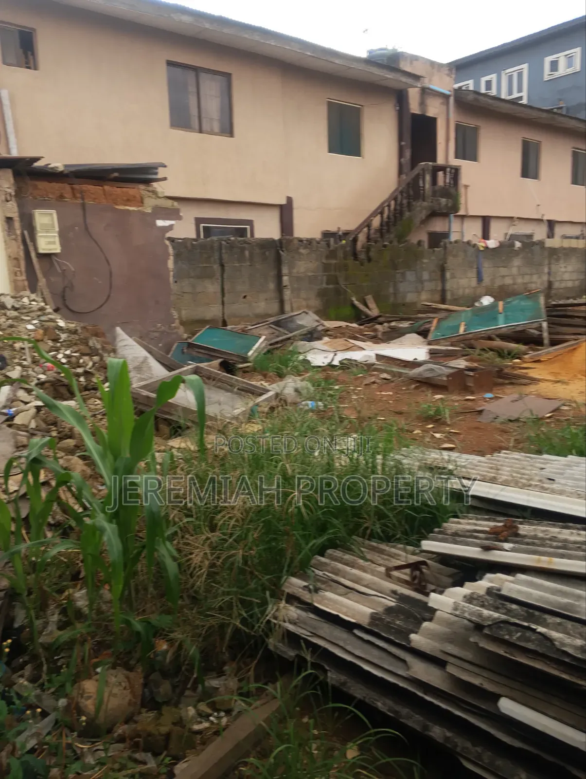 Land for Lease Off Ogunusi Rd