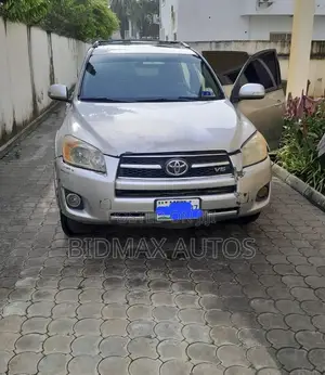 Toyota RAV4 2.5 Limited 4x4 2010 Silver