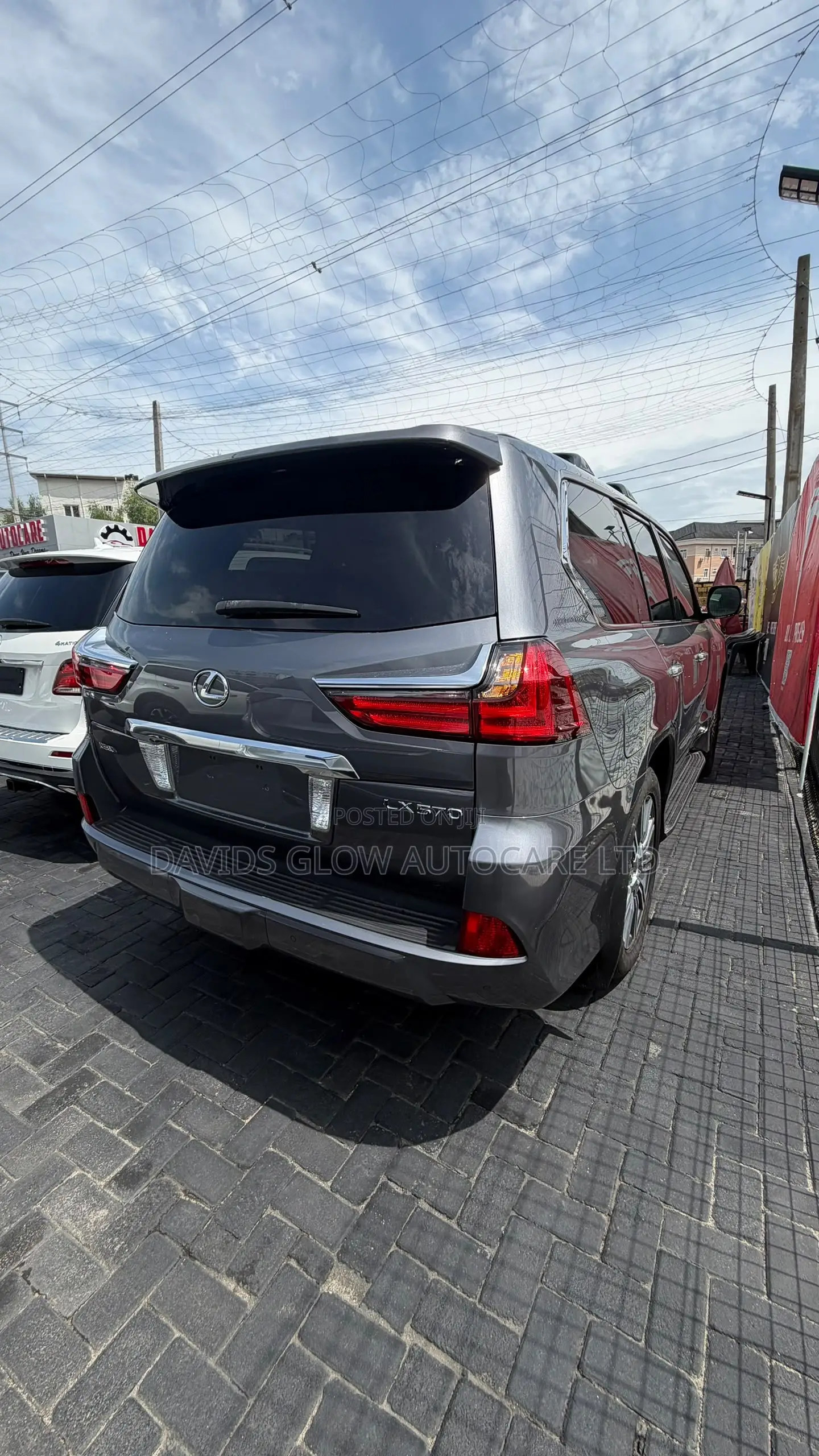 Lexus LX 570 AWD 2017 Gray