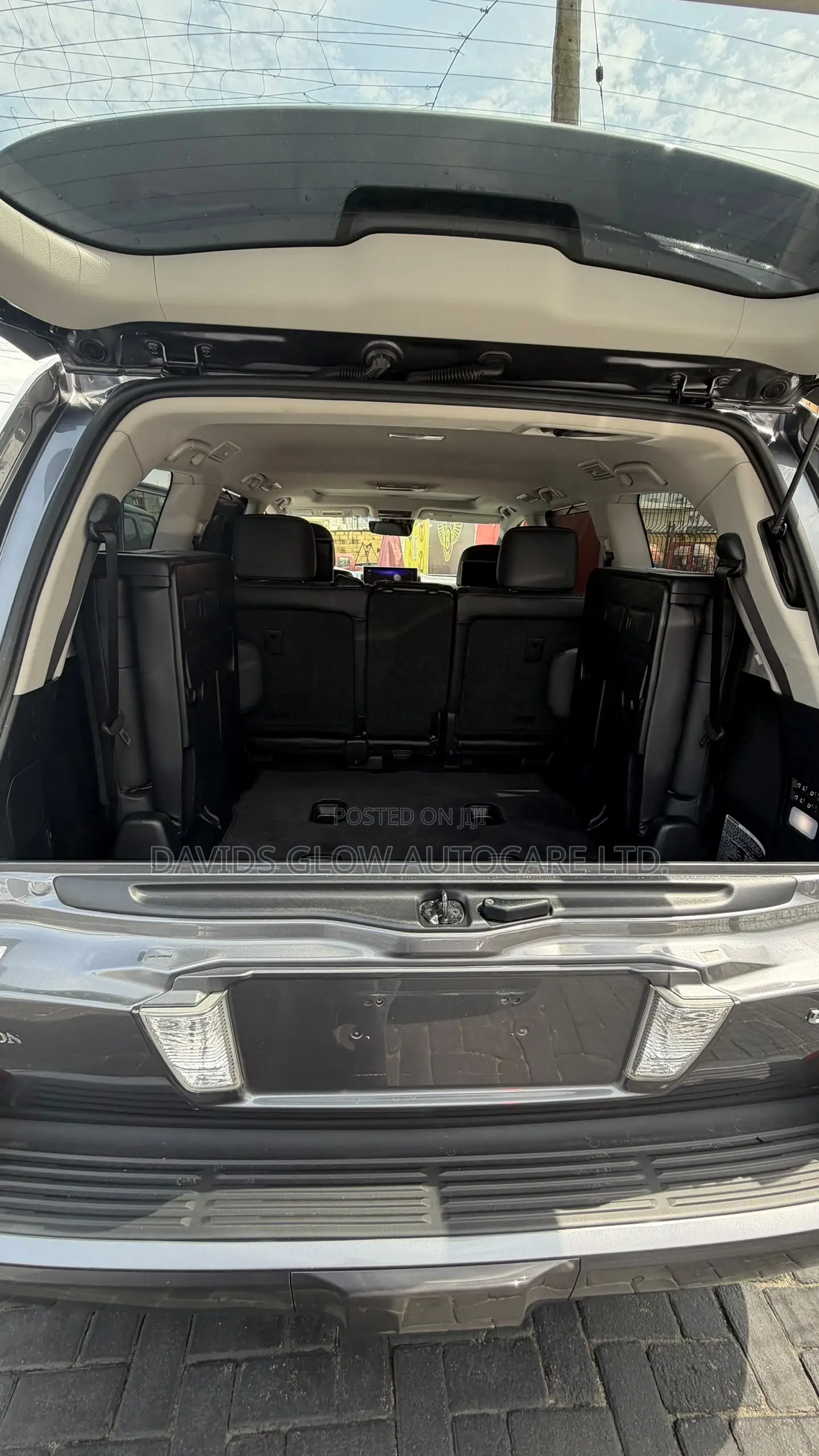 Lexus LX 570 AWD 2017 Gray