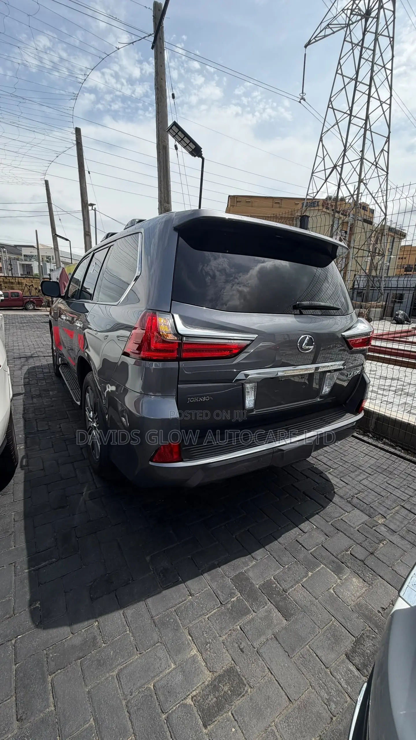 Lexus LX 570 AWD 2017 Gray