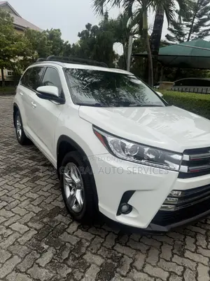 Toyota Highlander Limited Platinum 4dr SUV AWD (3.5L 6cyl 6A) 2015