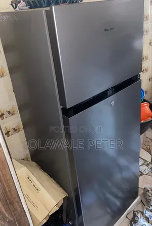 Hisense 205 Liters Double Door Refrigerator
