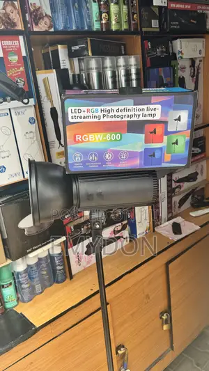 Led + RGB High Definition Live-Streaming Photography Lamp