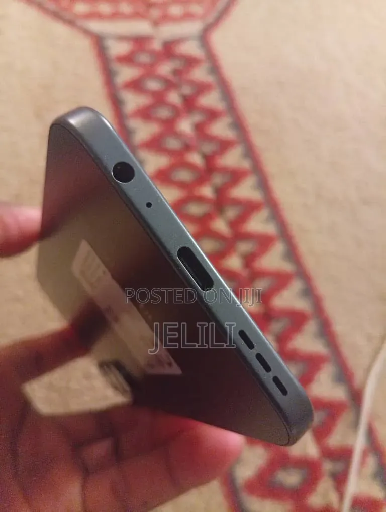 Tecno Spark 40 Pro 128 GB Black