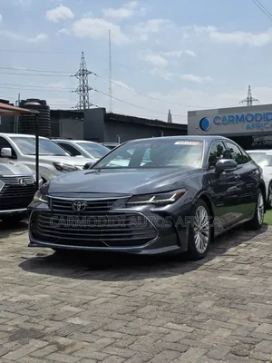 Toyota Avalon Limited FWD Sedan (3.5L V6 8A) 2019 Blue