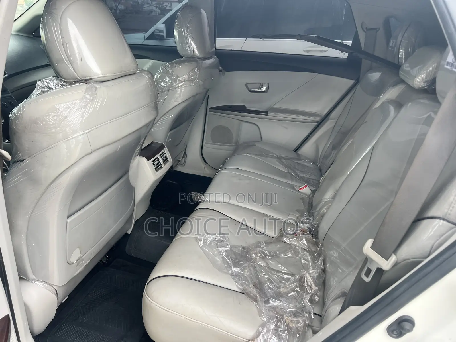 Toyota Venza 2011 White