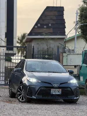 Toyota Corolla 2017 Gray