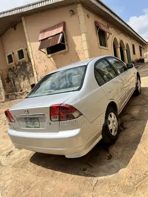 Honda Civic 1.6i ES Automatic 2005 Silver