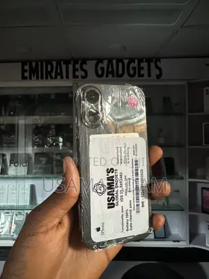 New Apple iPhone 16 128 GB Black