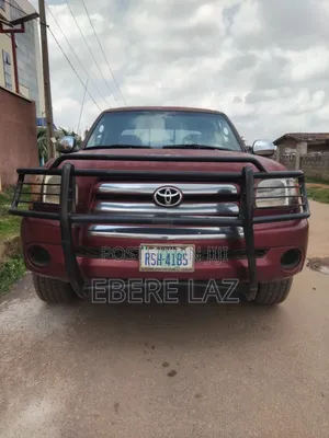 Toyota Tundra 2005 Red